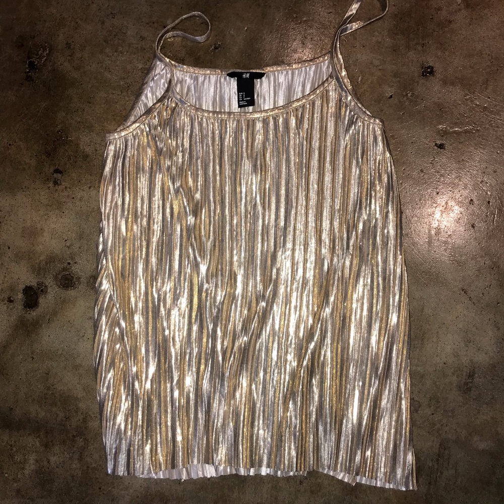 H&M Gold Metallic Accordion Pleat Top